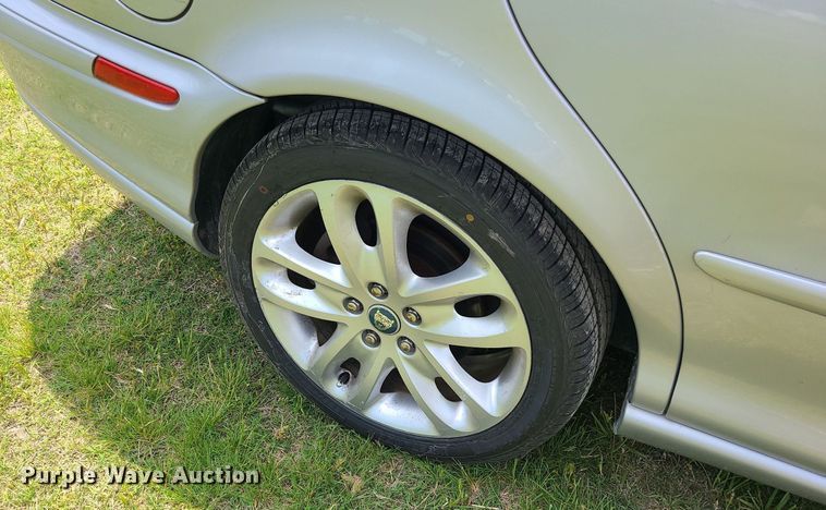 image for item MO9853 2003 Jaguar X-Type 3.0