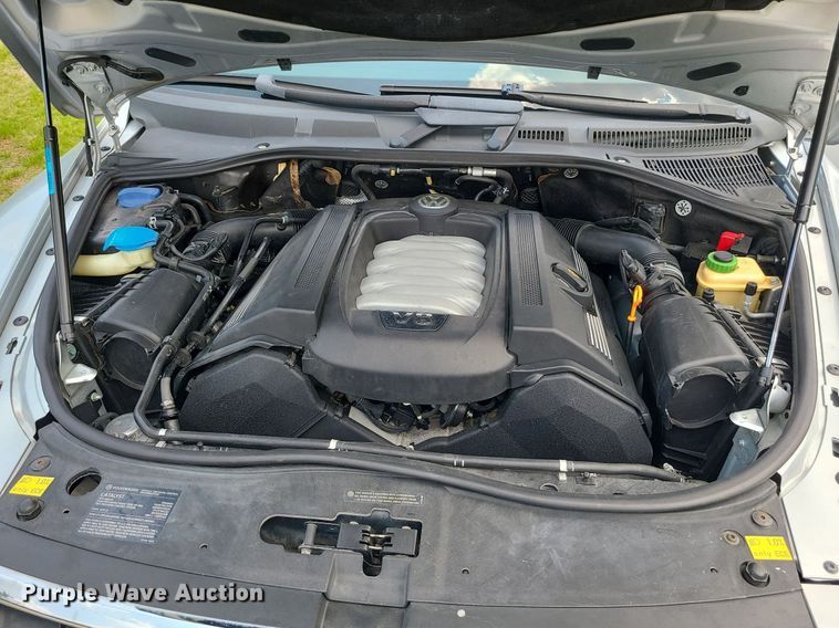 image for item MO9854 2005 Volkswagen Touareg  SUV