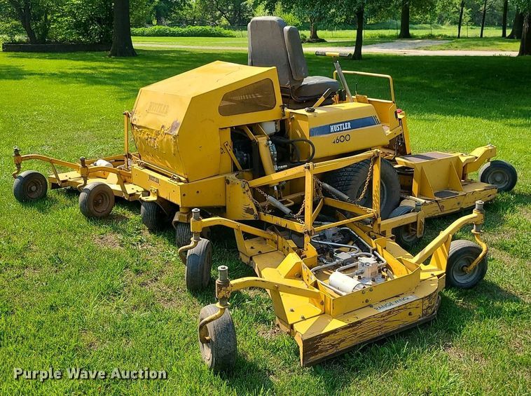 image for item MO9861 Hustler 4600  ZTR lawn mower