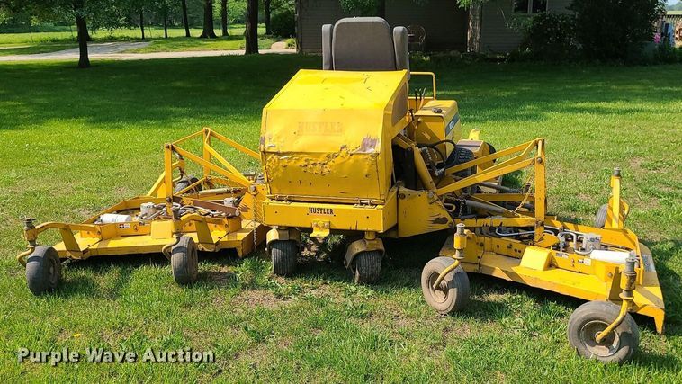 image for item MO9861 Hustler 4600  ZTR lawn mower