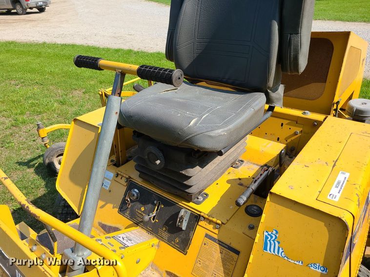 image for item MO9861 Hustler 4600  ZTR lawn mower