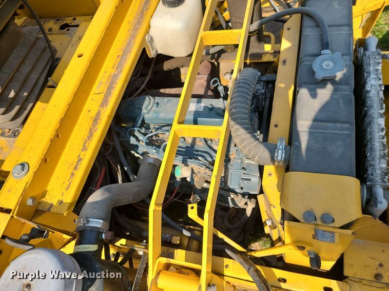 image for item MO9861 Hustler 4600  ZTR lawn mower