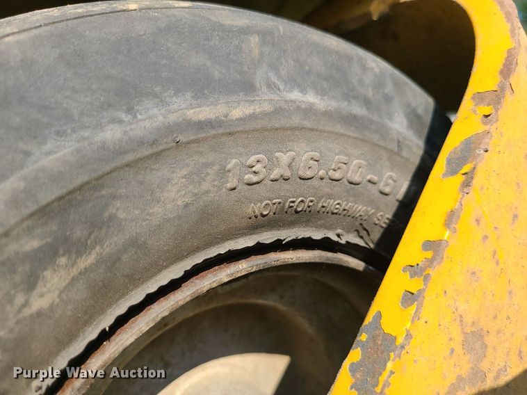 image for item MO9861 Hustler 4600  ZTR lawn mower