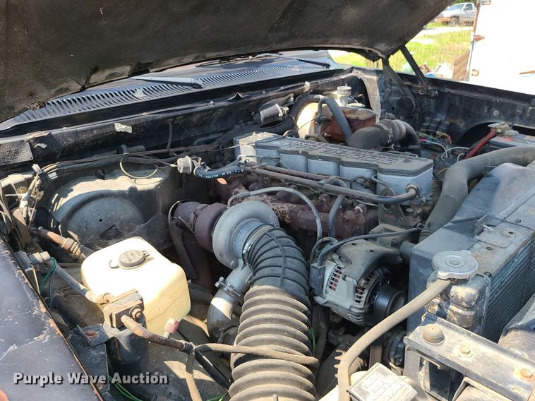 image for item MO9867 1992 Dodge Ram 250  Club Cab pickup truck