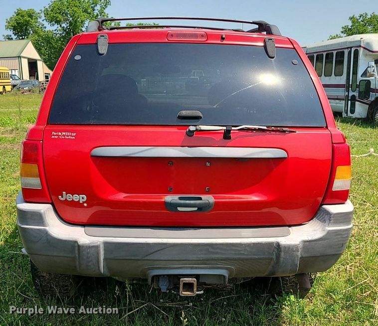 image for item MO9868 1999 Jeep Grand Cherokee  SUV