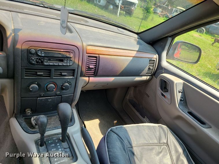 image for item MO9868 1999 Jeep Grand Cherokee  SUV