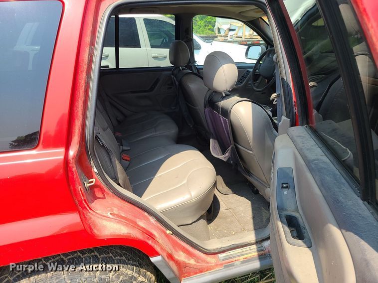 image for item MO9868 1999 Jeep Grand Cherokee  SUV