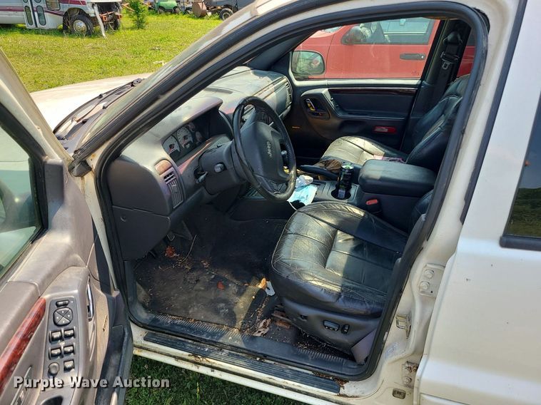 image for item MO9869 2001 Jeep Grand Cherokee Limited  SUV