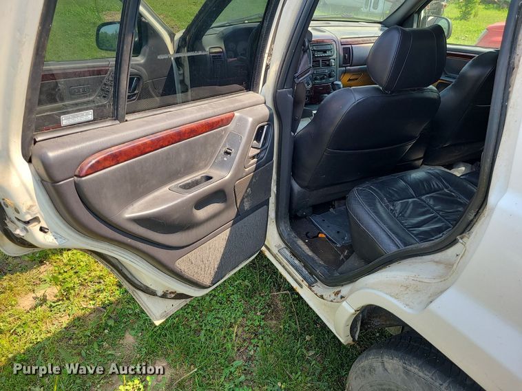 image for item MO9869 2001 Jeep Grand Cherokee Limited  SUV