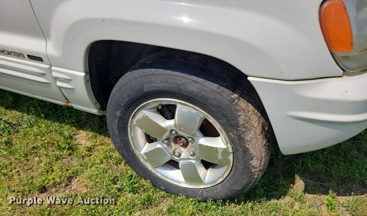 image for item MO9869 2001 Jeep Grand Cherokee Limited  SUV