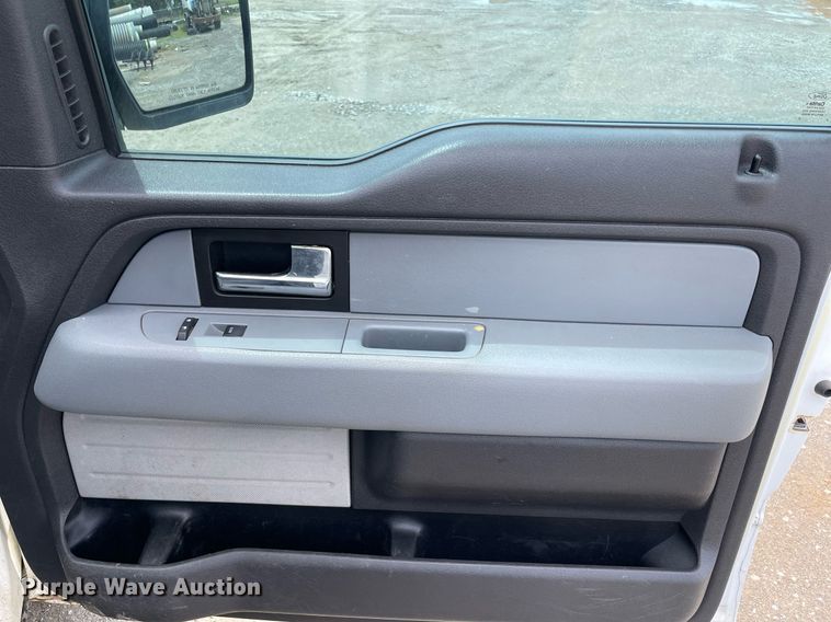 image for item MR9071 2013 Ford F150  SuperCab pickup truck