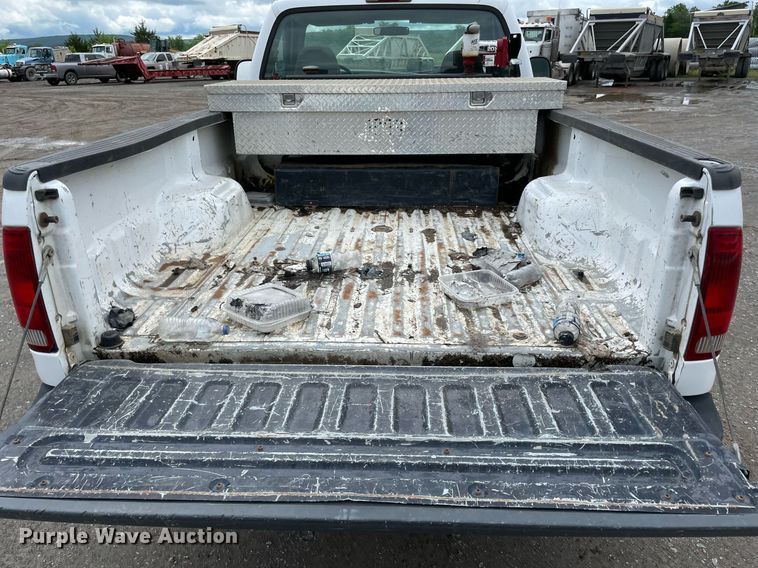 image for item MR9073 2002 Ford F250 Super Duty  pickup truck