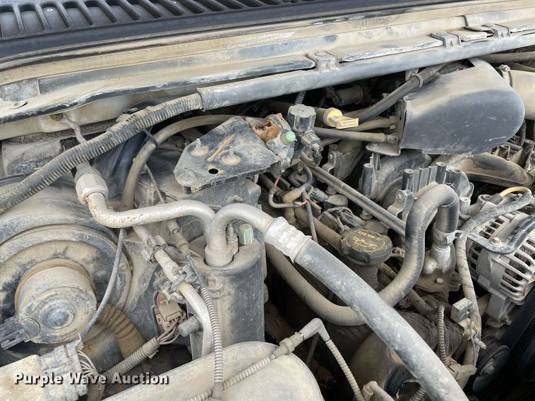 image for item MR9073 2002 Ford F250 Super Duty  pickup truck