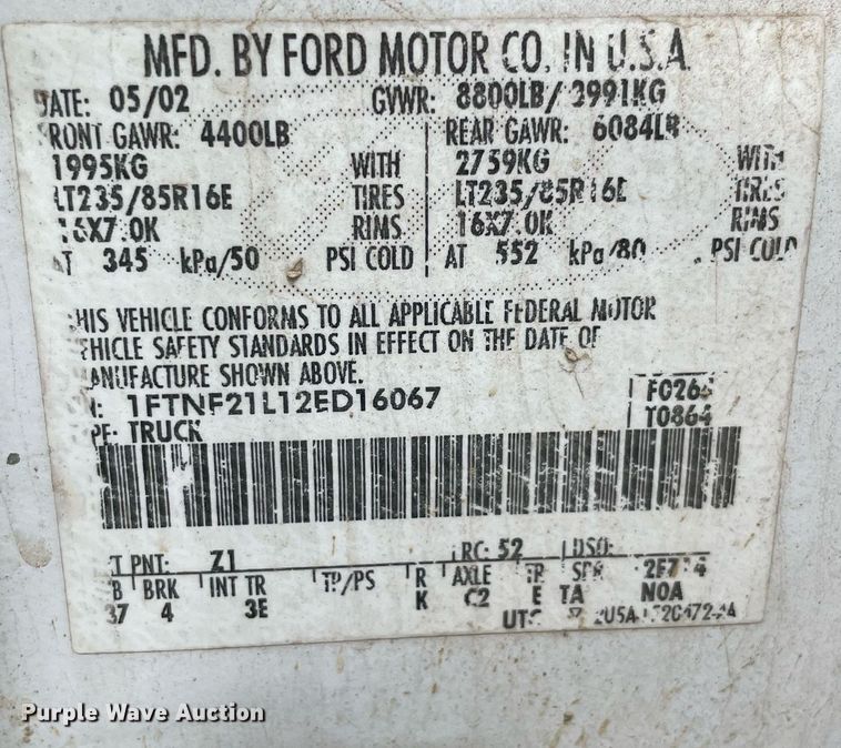 image for item MR9073 2002 Ford F250 Super Duty  pickup truck