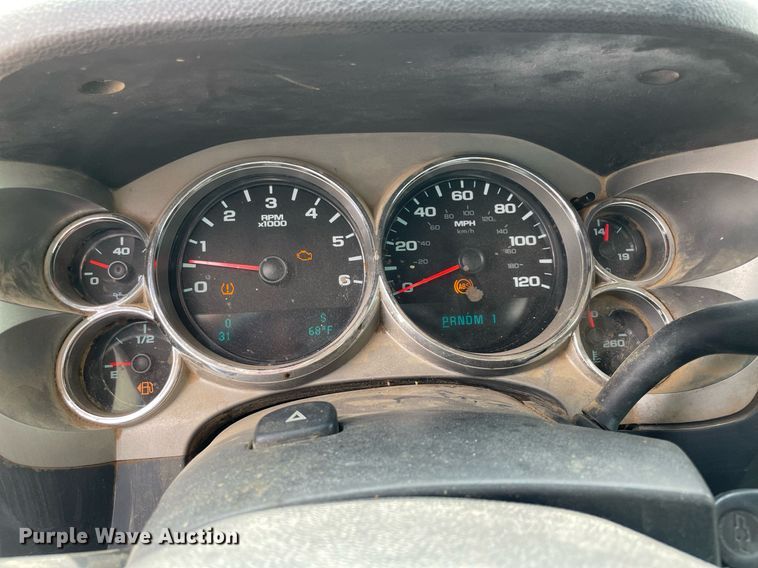 image for item MR9074 2009 Chevrolet Silverado 2500HD  Ext. Cab pickup truck