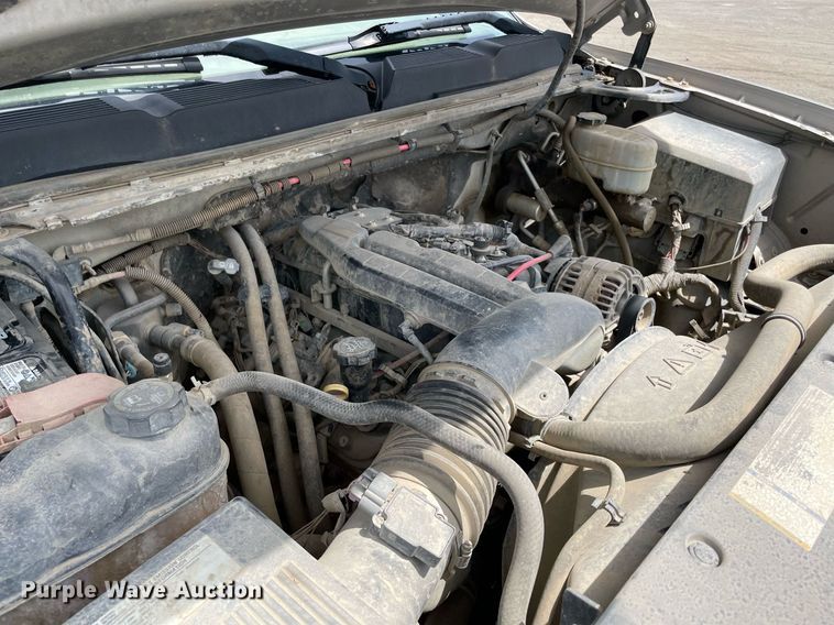 image for item MR9074 2009 Chevrolet Silverado 2500HD  Ext. Cab pickup truck