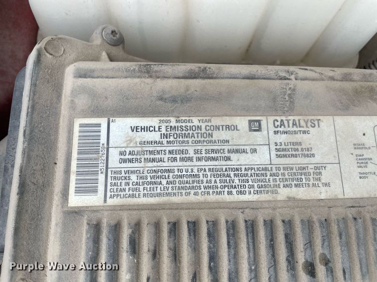 image for item MR9075 2005 Chevrolet Silverado 1500  Crew Cab pickup truck