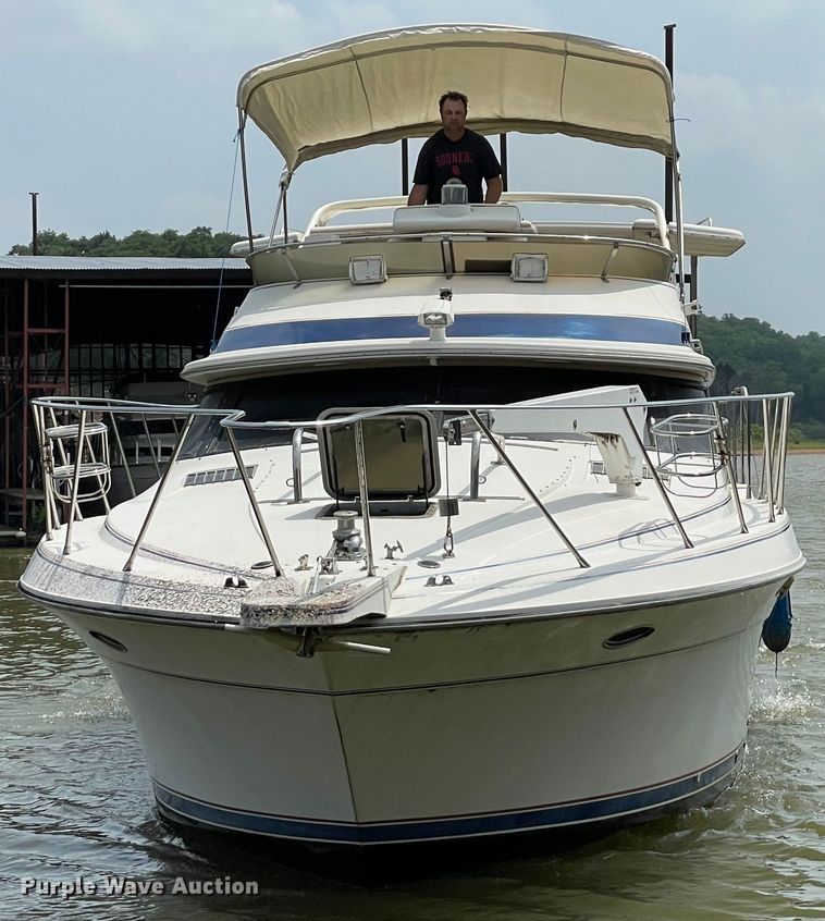 image for item MR9076 1989 Wellcraft  boat