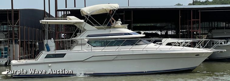 image for item MR9076 1989 Wellcraft  boat