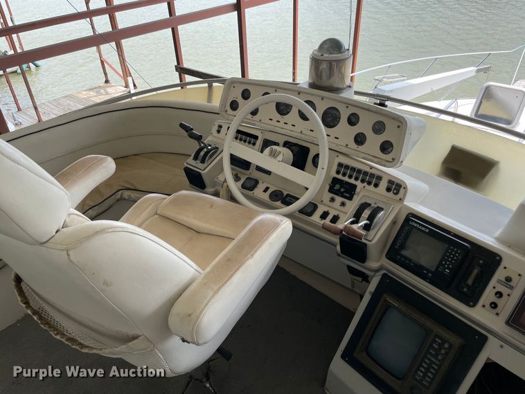 image for item MR9076 1989 Wellcraft  boat