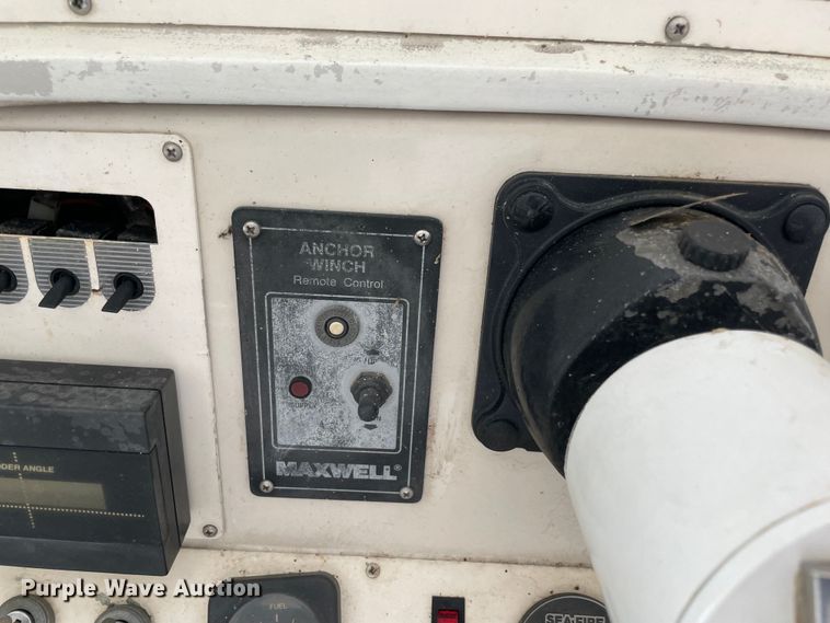 image for item MR9076 1989 Wellcraft  boat