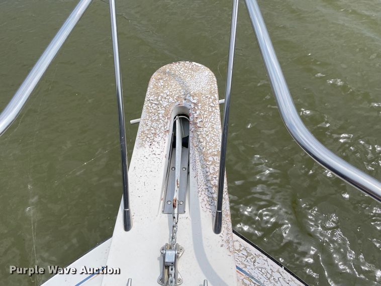 image for item MR9076 1989 Wellcraft  boat