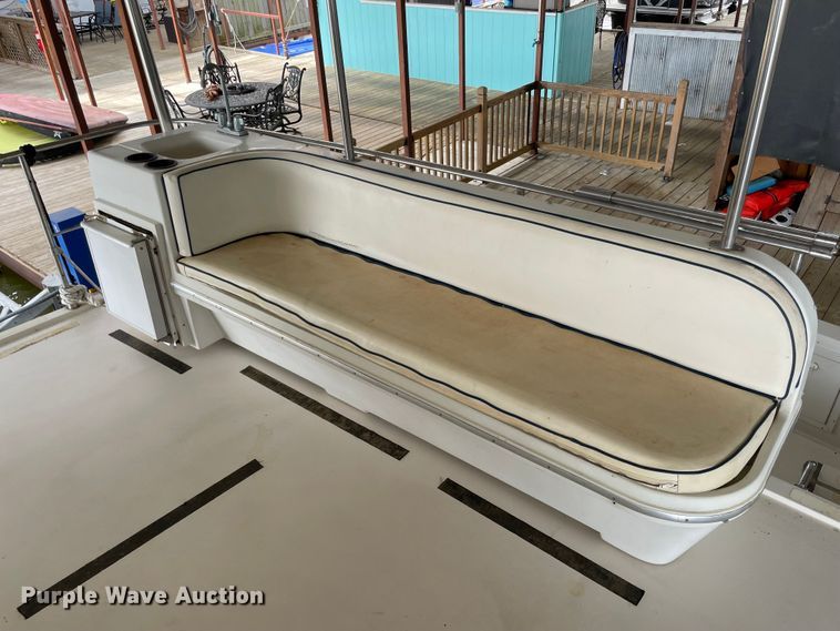 image for item MR9076 1989 Wellcraft  boat