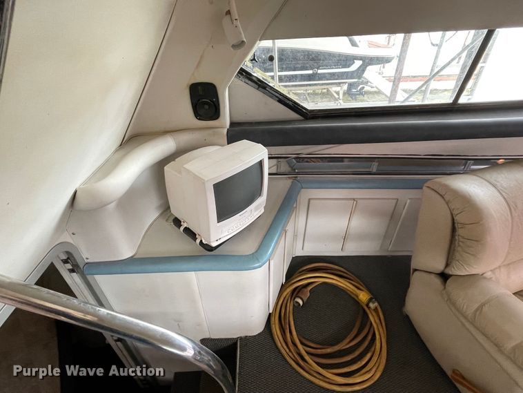 image for item MR9076 1989 Wellcraft  boat