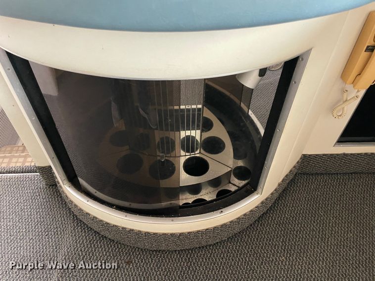 image for item MR9076 1989 Wellcraft  boat