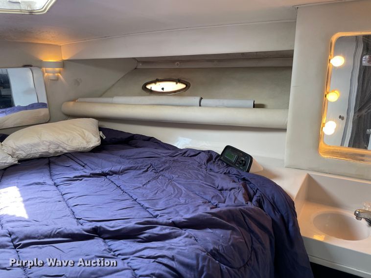 image for item MR9076 1989 Wellcraft  boat