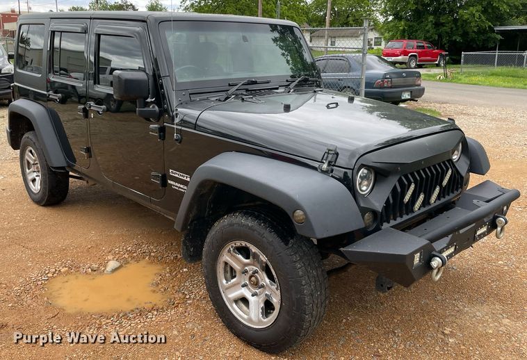 image for item MR9082 2017 Jeep Wrangler Unlimited Sport  SUV