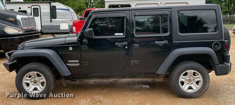 image for item MR9082 2017 Jeep Wrangler Unlimited Sport  SUV