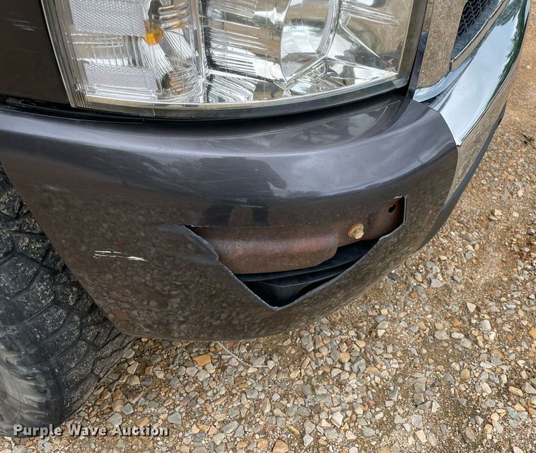 image for item MR9083 2010 Chevrolet Silverado 1500  Ext. Cab pickup truck