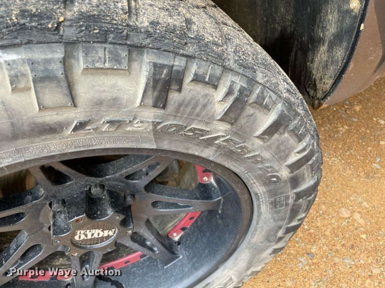 image for item MR9083 2010 Chevrolet Silverado 1500  Ext. Cab pickup truck