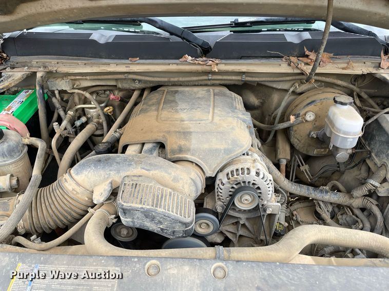 image for item MR9084 2008 Chevrolet Silverado 1500  Ext. Cab pickup truck