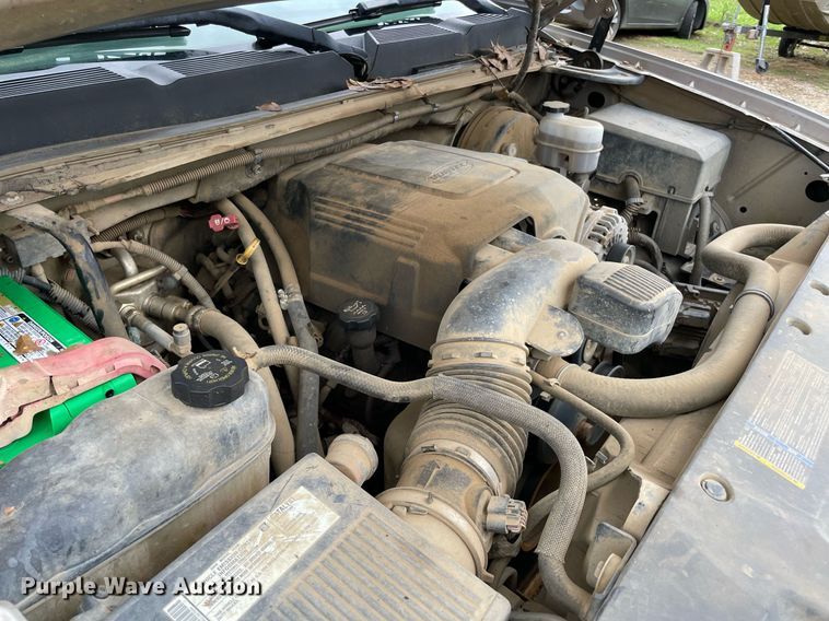 image for item MR9084 2008 Chevrolet Silverado 1500  Ext. Cab pickup truck