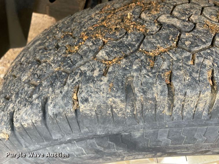 image for item MR9084 2008 Chevrolet Silverado 1500  Ext. Cab pickup truck