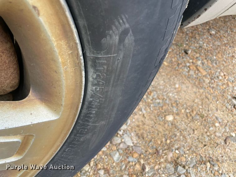 image for item MR9084 2008 Chevrolet Silverado 1500  Ext. Cab pickup truck