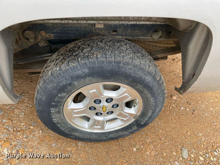 image for item MR9084 2008 Chevrolet Silverado 1500  Ext. Cab pickup truck