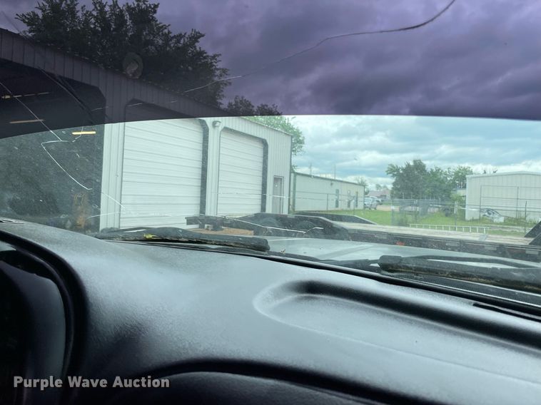 image for item MR9085 2001 Dodge Ram 2500  Quad Cab pickup truck