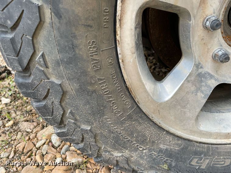 image for item MR9085 2001 Dodge Ram 2500  Quad Cab pickup truck