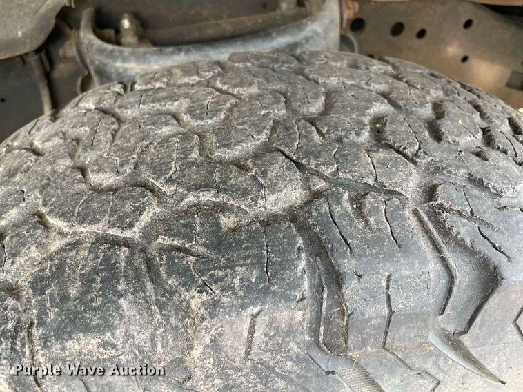 image for item MR9085 2001 Dodge Ram 2500  Quad Cab pickup truck