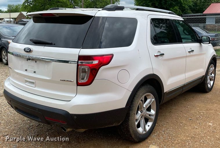 image for item MR9086 2015 Ford Explorer Limited  SUV