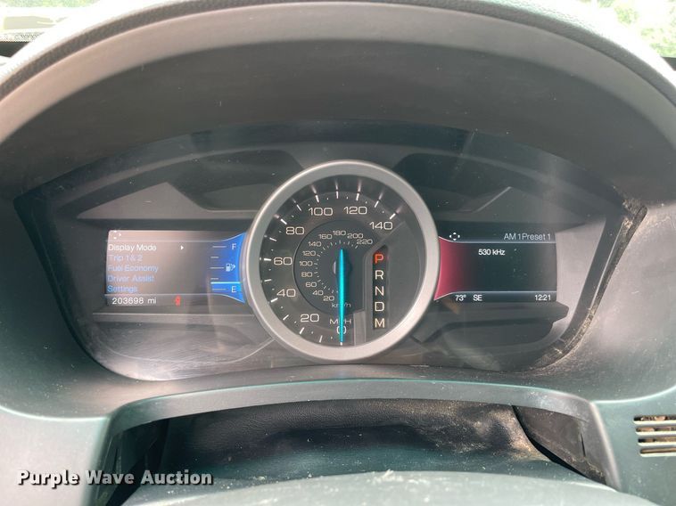 image for item MR9086 2015 Ford Explorer Limited  SUV