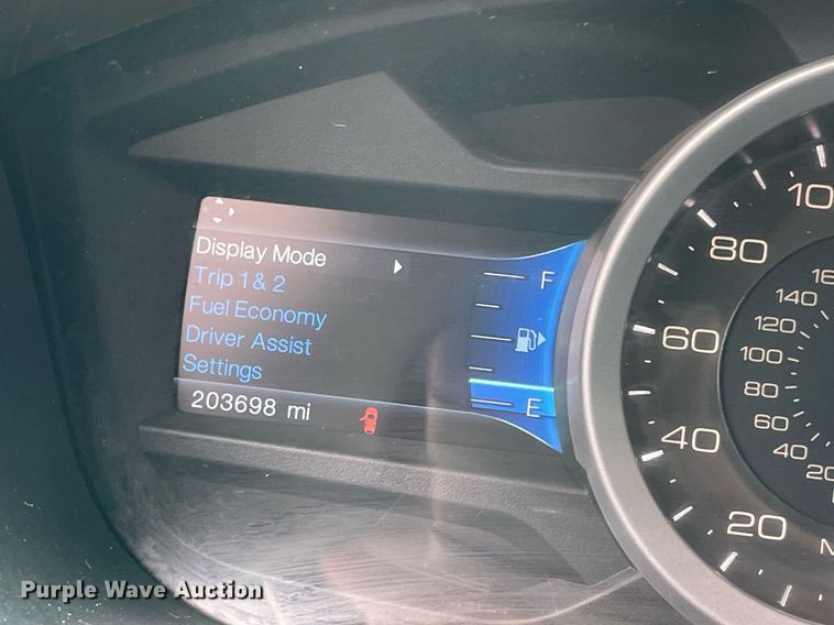 image for item MR9086 2015 Ford Explorer Limited  SUV