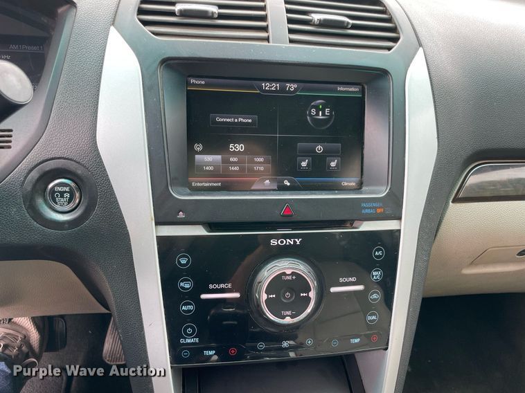 image for item MR9086 2015 Ford Explorer Limited  SUV