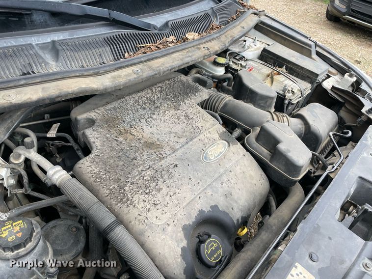 image for item MR9086 2015 Ford Explorer Limited  SUV