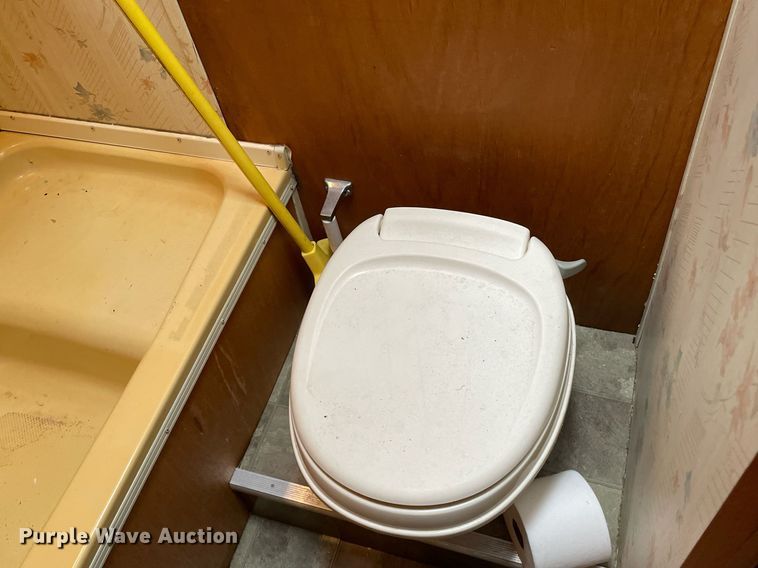 image for item MS9783 1987 Coachman  RV