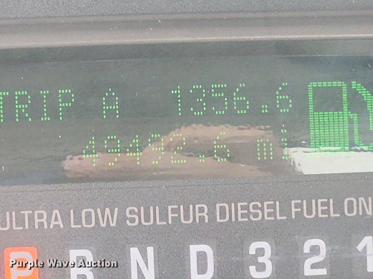 image for item MW9744 2009 Ford F350 Super Duty  utility bed pickup truck