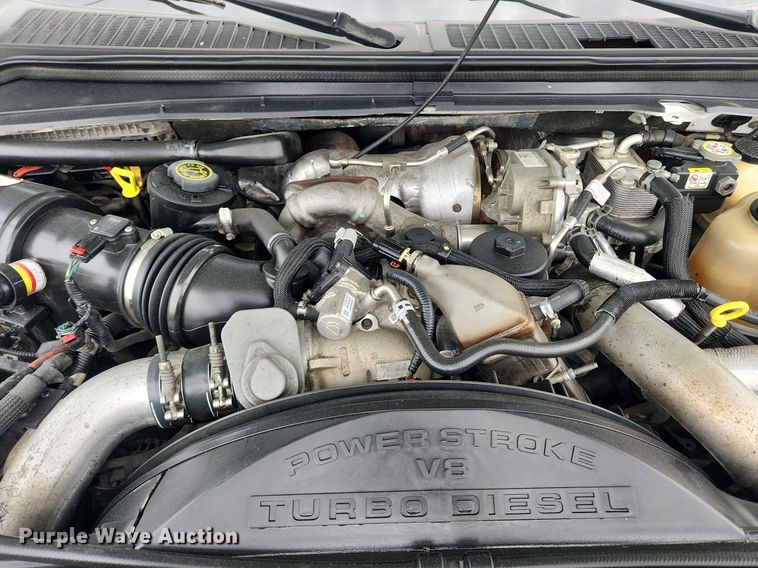 image for item MW9744 2009 Ford F350 Super Duty  utility bed pickup truck